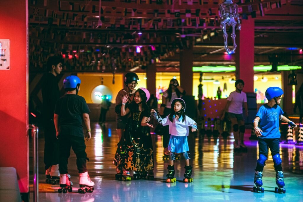 Retro Roller Skaters Retro Roller Skaters